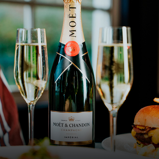 Wine & Drinks menu at The White Swan